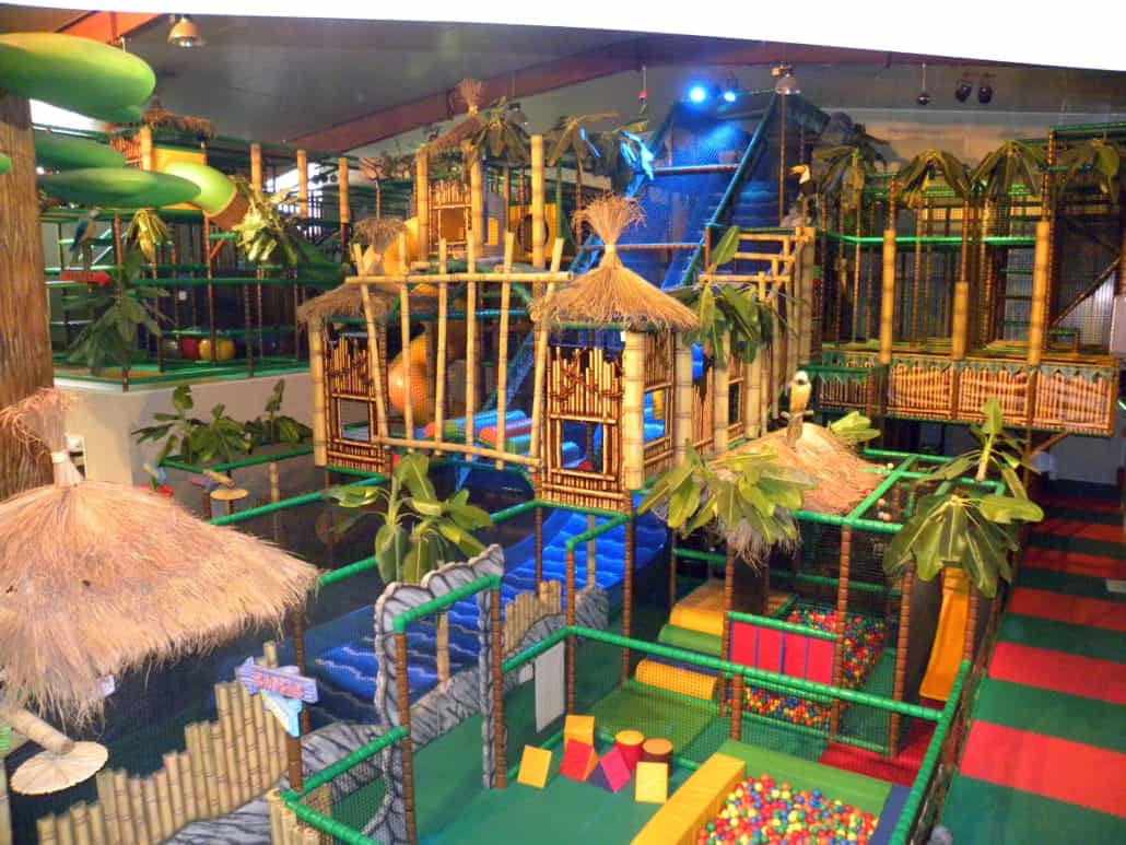 Themed play structure